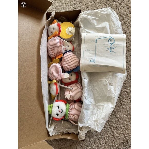 New In Box Vintage 1978 EDEN Musical Mobile Clowns Crib Toy Twinkle Little Star - Picture 2 of 3